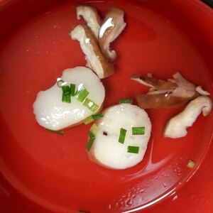 お麩と椎茸のお吸い物